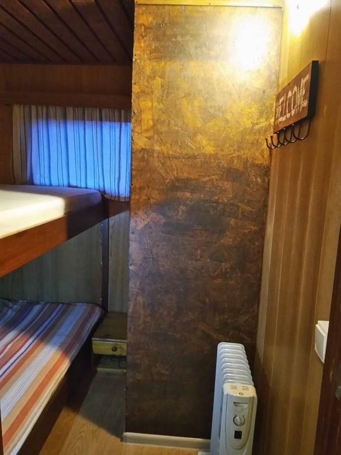 Two Rooms Rustic House - Self Check-In Бухарест Экстерьер фото